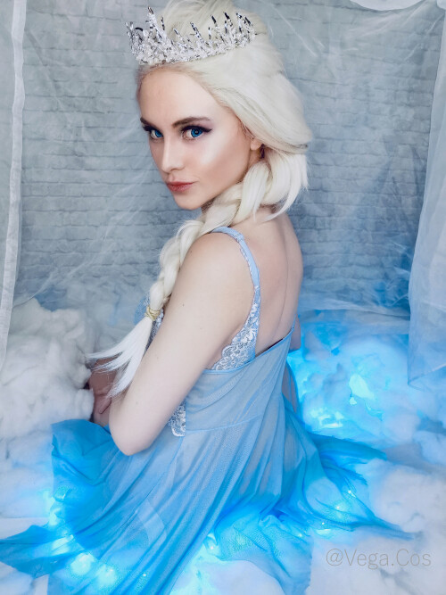 Elsa--Vega6450f6218267cc791.md.jpg