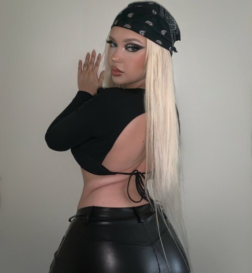 princess_bubblegum_x / Initial_Connection85 (RETIRED) Nude Leaked Onlyfans Photo