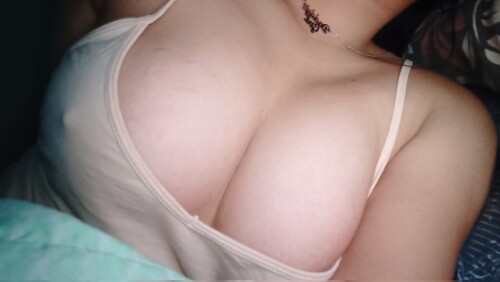 F-VlQ4caAAAJH1hd6665741bcff775a.md.jpg