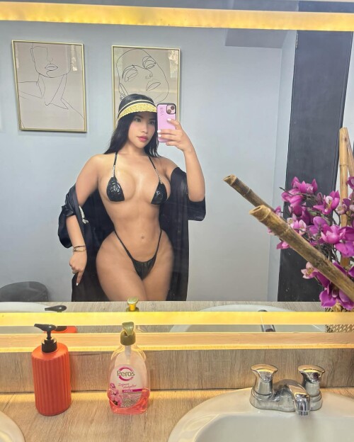 Andreina Rojas / China Rojas Nude Leaked Onlyfans Photo