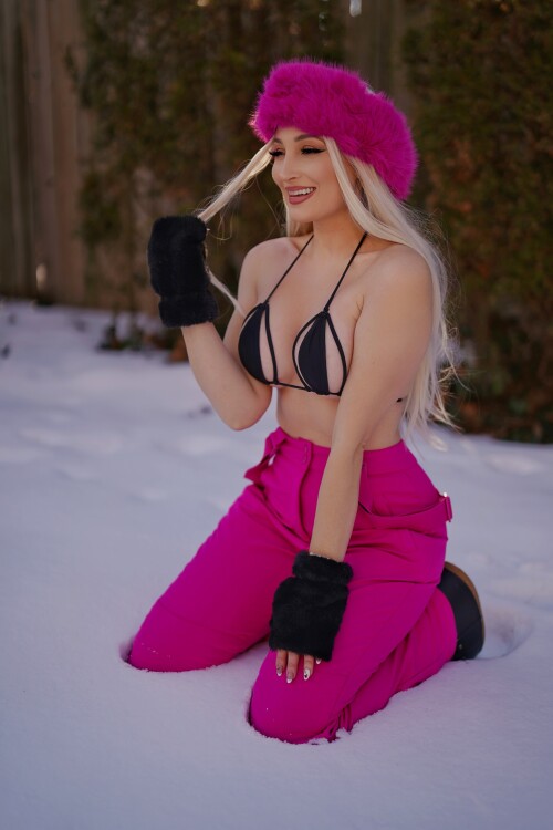 Holly Wolf Nude Leaked Onlyfans Photo Holly Wolf Nude Leaked Onlyfans Photo