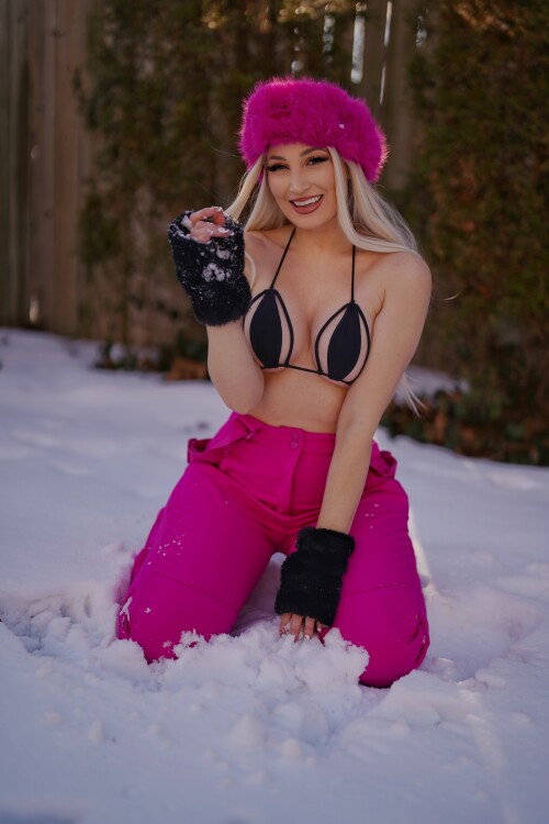 Holly Wolf Nude Leaked Onlyfans Photo Holly Wolf Nude Leaked Onlyfans Photo