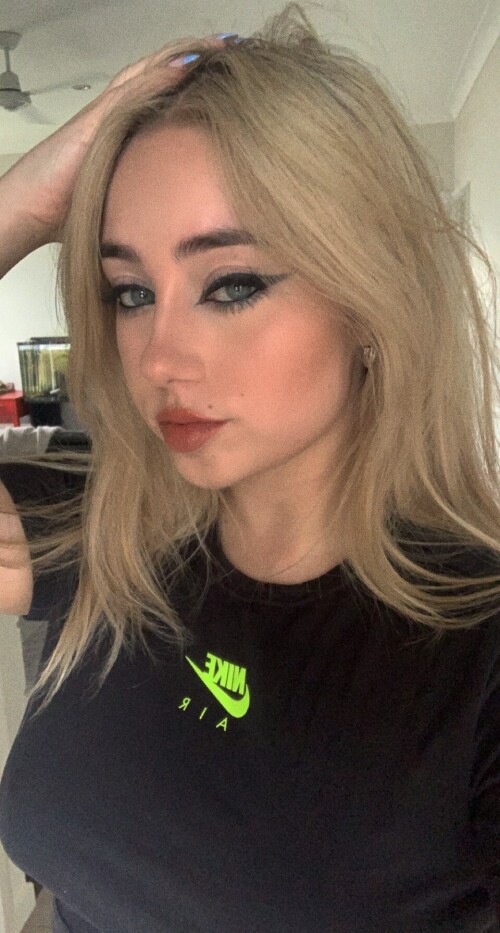Facetune_20-10-2022-14-00-375d62d9249cf9929d.md.jpg