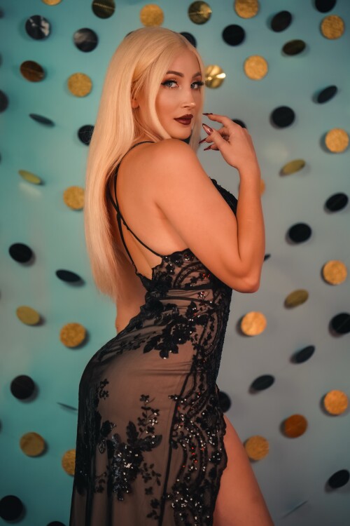 Holly Wolf Nude Leaked Onlyfans Photo Holly Wolf Nude Leaked Onlyfans Photo