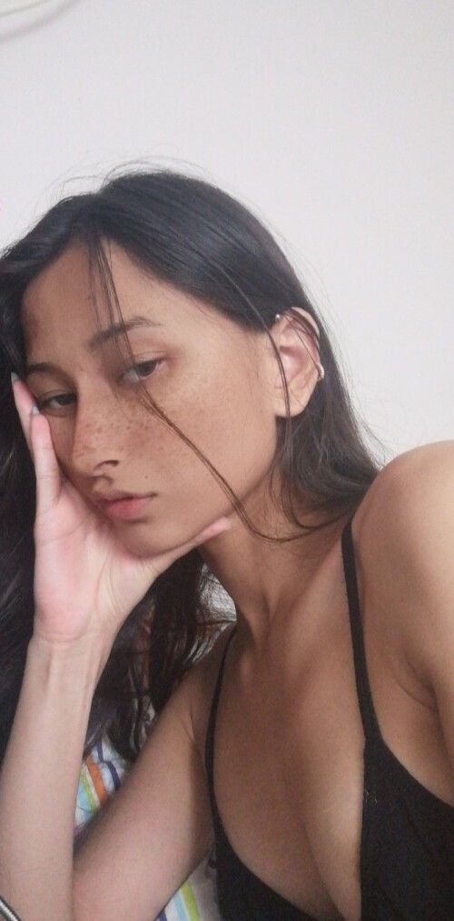 FnKku8zWAAA-zng7739159475780023.jpg
