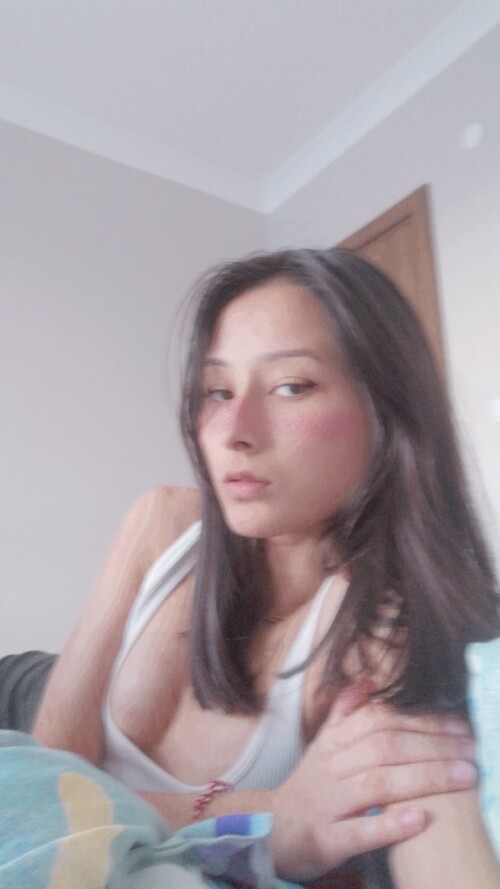 FrRjJgLXsAMlP8a9e07be060b5635a.jpg