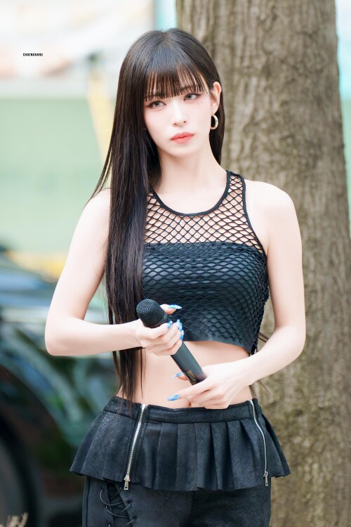 Fromis_9---Chaeyoung-5ab1dfb96f19a7b38.md.jpg