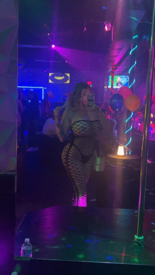BabyHayl33 Nude Leaked Onlyfans Photo BabyHayl33 Nude Leaked Onlyfans Photo