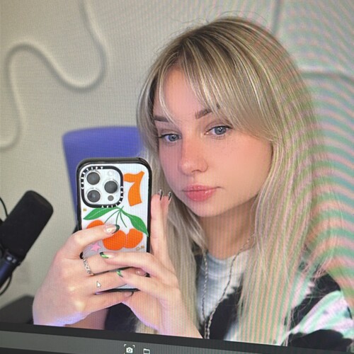 GBlcKgeaUAA0kdKa7d3e569e65ea687.md.jpg