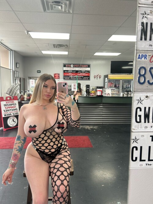 BabyHayl33 Nude Leaked Onlyfans Photo BabyHayl33 Nude Leaked Onlyfans Photo