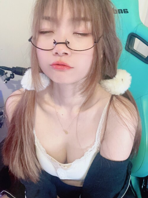 Vmeow-小V喵 Nude Leaks OnlyFans - Fapshots