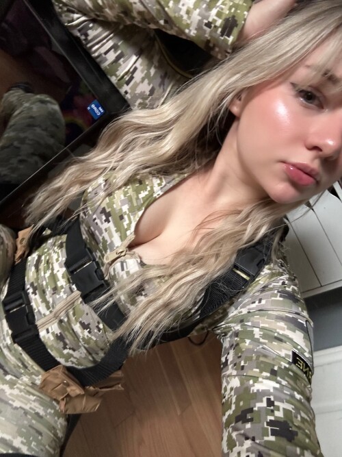 GSOLObFagAARbeX9a33549a5b3159f7.md.jpg