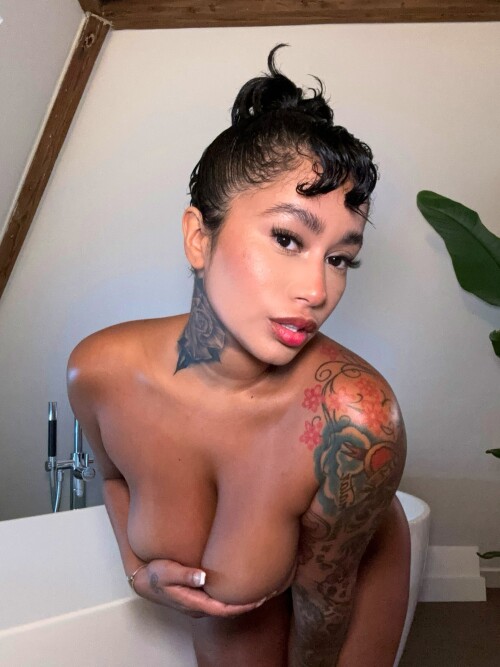 Moonformation Nude Leaked Onlyfans Photo