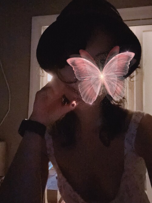 GUwSdMUaEAAvmN4bbfccad8c6734a88.md.jpg