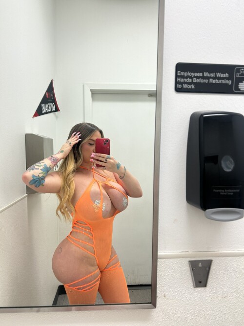 BabyHayl33 Nude Leaked Onlyfans Photo BabyHayl33 Nude Leaked Onlyfans Photo