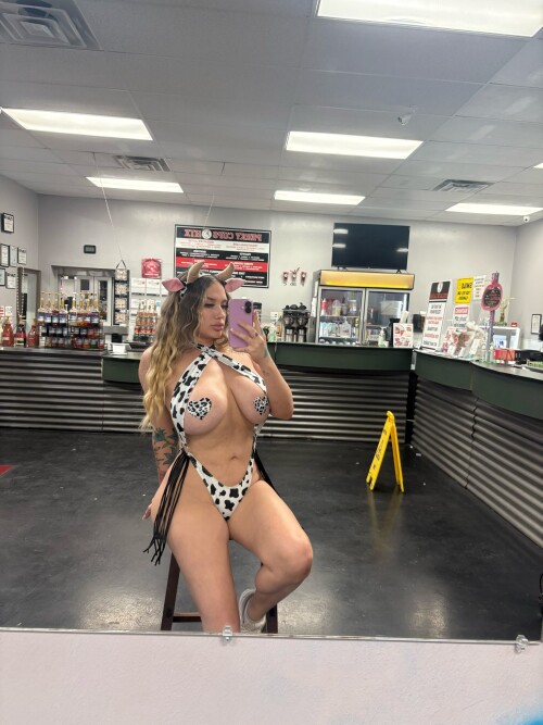 BabyHayl33 Nude Leaked Onlyfans Photo BabyHayl33 Nude Leaked Onlyfans Photo
