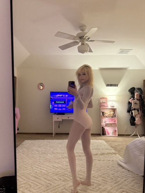 ItsNotDatSrs | Notdatsrs | liz | lilredvlvt Nude Leaked Onlyfans Photo ItsNotDatSrs | Notdatsrs | liz | lilredvlvt Nude Leaked Onlyfans Photo