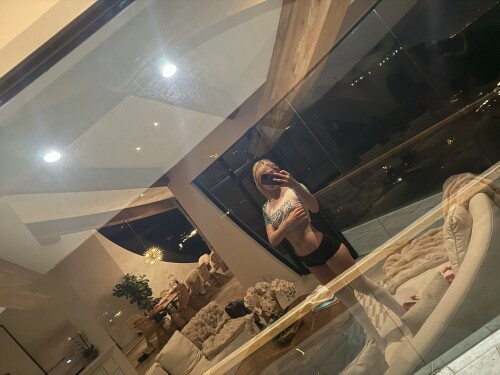 ItsNotDatSrs | Notdatsrs | liz | lilredvlvt Nude Leaked Onlyfans Photo ItsNotDatSrs | Notdatsrs | liz | lilredvlvt Nude Leaked Onlyfans Photo