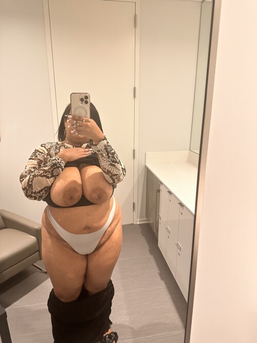 GqblI6MWYAEfdDq05d2d2033c92e121.jpg