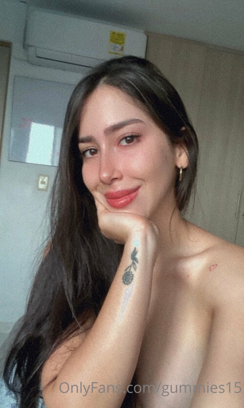 Saralia aka Gummies15 Nude Leaked Onlyfans Photo Saralia aka Gummies15 Nude Leaked Onlyfans Photo