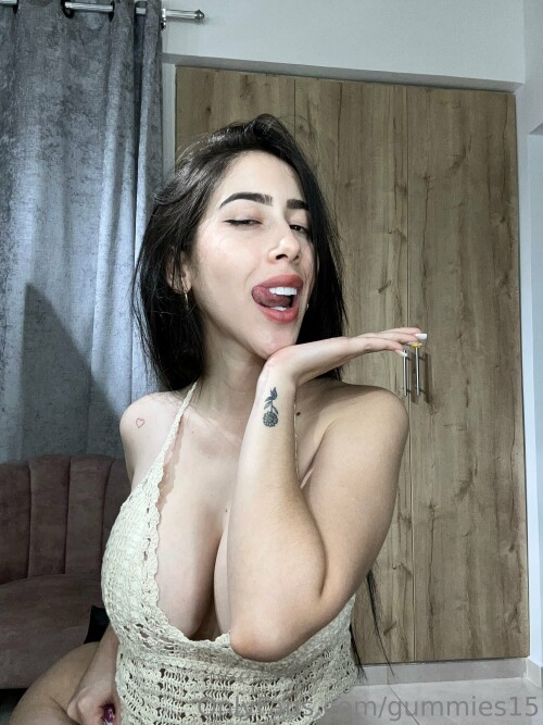 Saralia aka Gummies15 Nude Leaked Onlyfans Photo Saralia aka Gummies15 Nude Leaked Onlyfans Photo