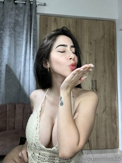 Saralia aka Gummies15 Nude Leaked Onlyfans Photo Saralia aka Gummies15 Nude Leaked Onlyfans Photo