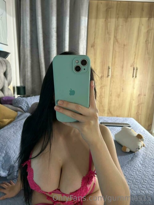 Saralia aka Gummies15 Nude Leaked Onlyfans Photo Saralia aka Gummies15 Nude Leaked Onlyfans Photo