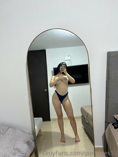 Saralia aka Gummies15 Nude Leaked Onlyfans Photo Saralia aka Gummies15 Nude Leaked Onlyfans Photo