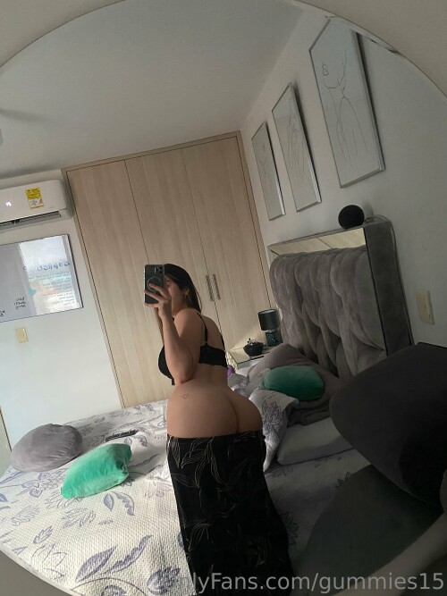 Saralia aka Gummies15 Nude Leaked Onlyfans Photo Saralia aka Gummies15 Nude Leaked Onlyfans Photo