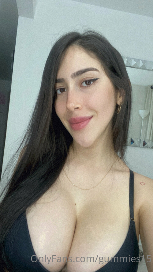 Saralia aka Gummies15 Nude Leaked Onlyfans Photo Saralia aka Gummies15 Nude Leaked Onlyfans Photo