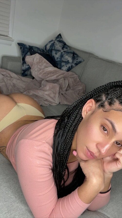 Playwithdkn / Diannyknunez Nude Leaked Onlyfans Photo