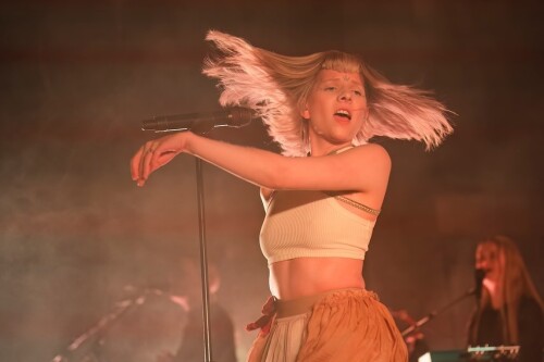 HAPPY-INTERNATIONAL-WOMENS-DAY-Super-proud-to-be-a-Woman__Second-batch-of-fantastic-shots-of-first-show-at-Bergen-7.3-Looked-so-much-fun-auroramusic-___-jarlehm025d03abf913a987.jpg