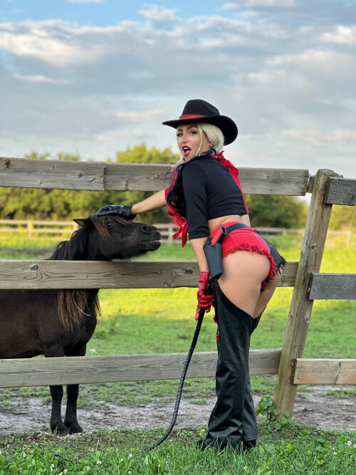 Lisa Mancini / Lisa Mancinerh Nude Leaked Onlyfans Photo Lisa Mancini / Lisa Mancinerh Nude Leaked Onlyfans Photo