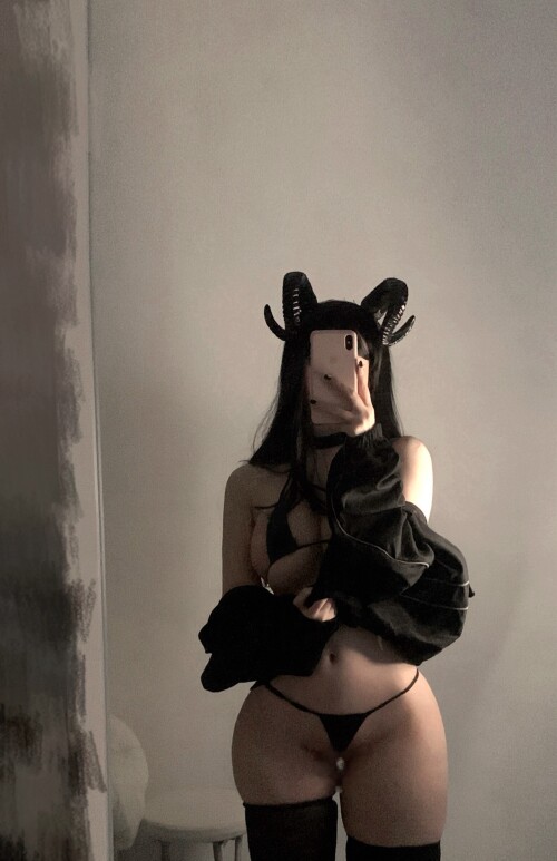Horns-6811c7d6ebd0e0b3794f22685fde35ee9.jpg