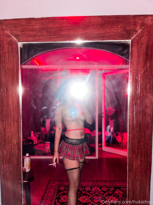 HUKIEHOE / Kieya Rissy Nude Leaked Onlyfans Photo HUKIEHOE / Kieya Rissy Nude Leaked Onlyfans Photo