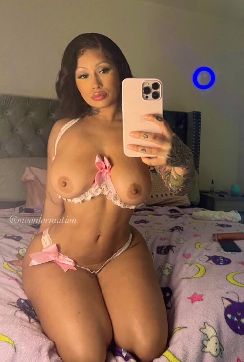 Moonformation Nude Leaked Onlyfans Photo