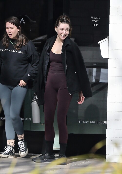 Elizabeth Olsen Photo 4