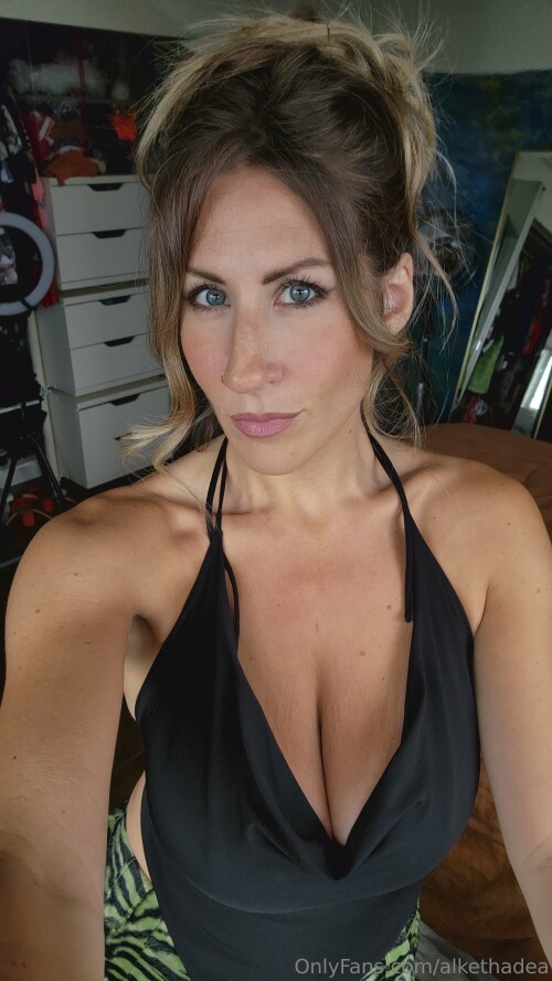 Alkethadea Nude Leaked Onlyfans Photo