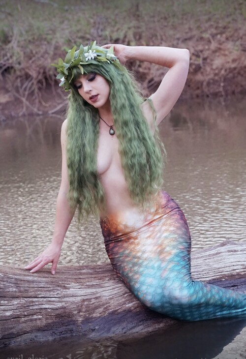 April Gloria Nude Leaked Onlyfans Photo April Gloria Nude Leaked Onlyfans Photo