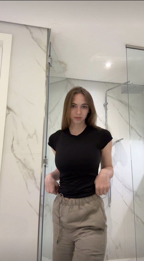 Becca_Aviatrix Nude Leaked Onlyfans Photo Becca_Aviatrix Nude Leaked Onlyfans Photo