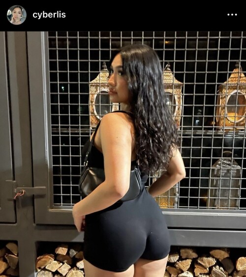 Fat ass teen baddie cyberlis / sanacita