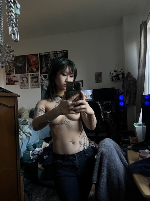Bitbirdies / Fujiokas Nude Leaked Onlyfans Photo Bitbirdies / Fujiokas Nude Leaked Onlyfans Photo