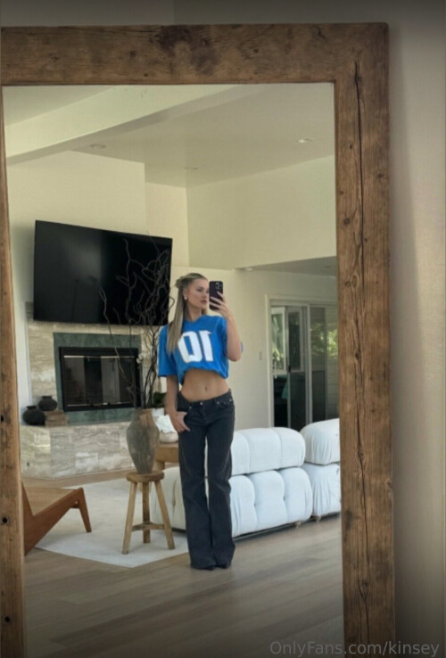 Kinsey Wolanski Nude Leaked Onlyfans Photo Kinsey Wolanski Nude Leaked Onlyfans Photo