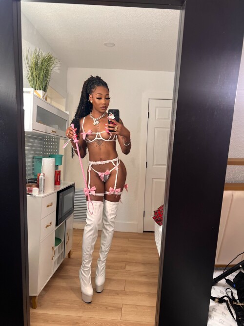 vixenvaloree Nude Leaked Onlyfans Photo