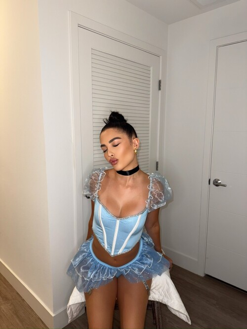 Gigi Papasavvas Nude Leaked Onlyfans Photo Gigi Papasavvas Nude Leaked Onlyfans Photo