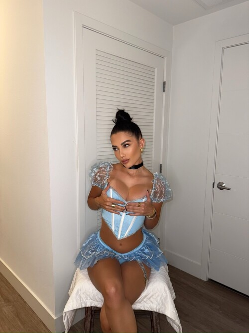 Gigi Papasavvas Nude Leaked Onlyfans Photo Gigi Papasavvas Nude Leaked Onlyfans Photo