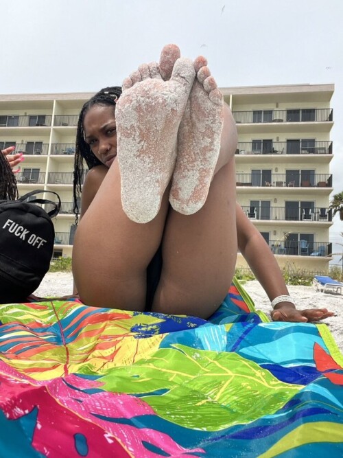 Loveleefeet_ Nude Leaked Onlyfans Photo Loveleefeet_ Nude Leaked Onlyfans Photo
