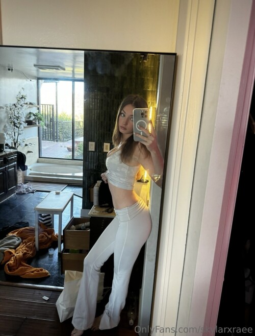 Lacy Lotus - Skylarxrae Nude Leaked Onlyfans Photo Lacy Lotus - Skylarxrae Nude Leaked Onlyfans Photo