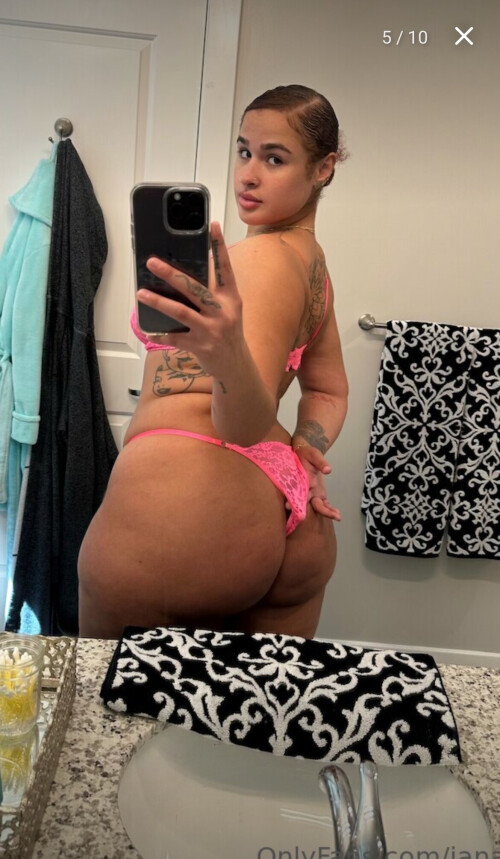 Janae Girard / Janaevic / Janaeegf / Babyface Nude Leaked Onlyfans Photo Janae Girard / Janaevic / Janaeegf / Babyface Nude Leaked Onlyfans Photo