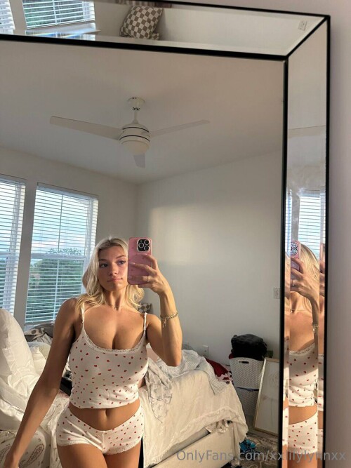 xxsarabrooksxx | sarabrooks444 | xxlilylynnxx Nude Leaked Onlyfans Photo xxsarabrooksxx | sarabrooks444 | xxlilylynnxx Nude Leaked Onlyfans Photo